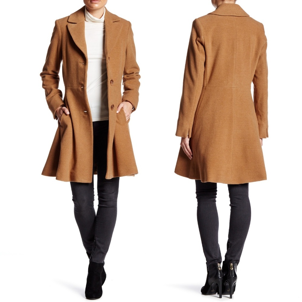 🆕 Trina Turk Beautiful Flattering Designer Coat